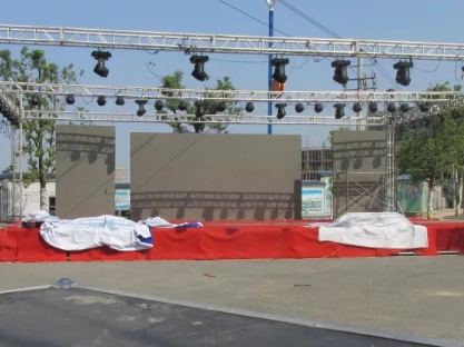 LED全彩顯示屏能否使用太陽(yáng)能？