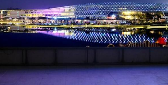 小間距全彩led顯示屏的評測要求？