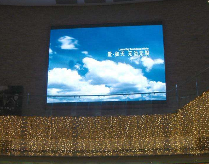 長(zhǎng)沙戶外LED顯示屏如何選擇？