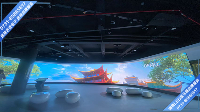 岳陽(yáng)岳陽(yáng)樓區(qū)某餐飲企業(yè)接待大廳LED顯示屏